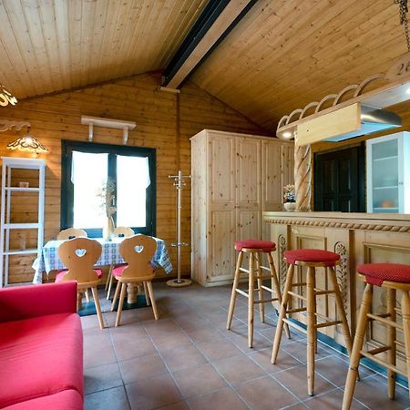 Margherita Camping & Resort Gressoney-Saint-Jean Esterno foto