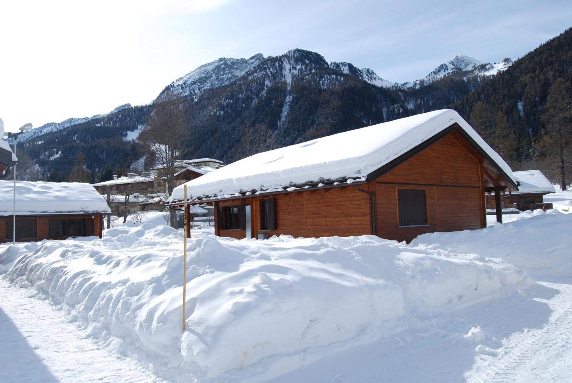 Margherita Camping & Resort Gressoney-Saint-Jean Esterno foto