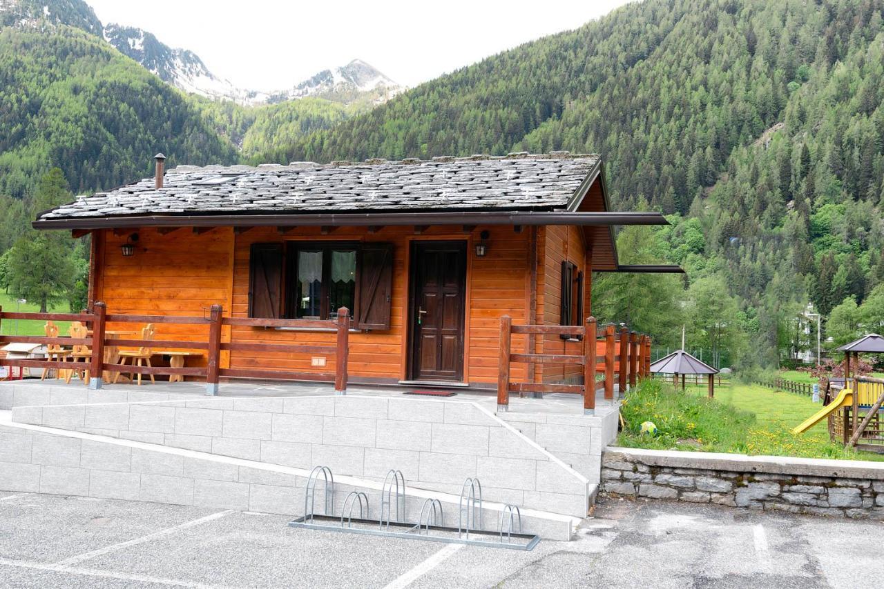 Margherita Camping & Resort Gressoney-Saint-Jean Esterno foto