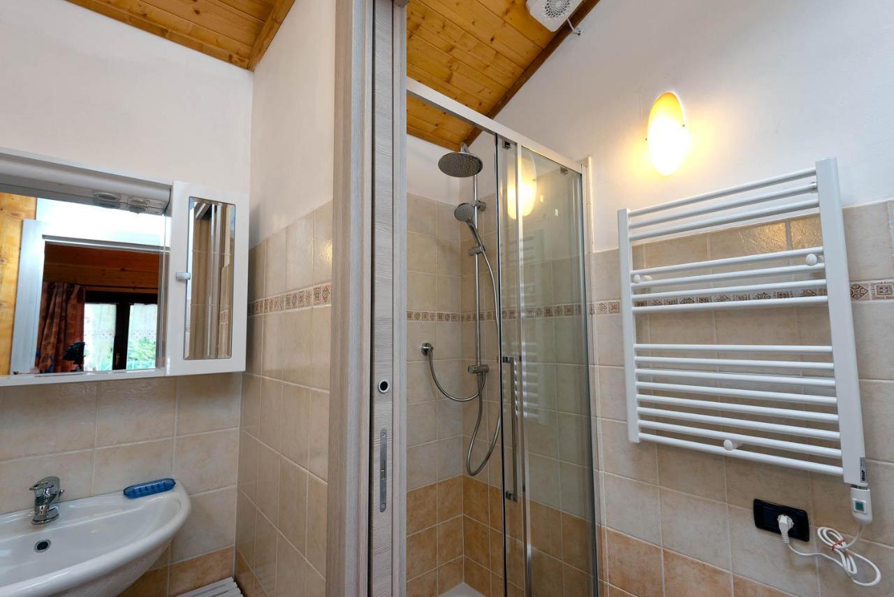 Margherita Camping & Resort Gressoney-Saint-Jean Esterno foto