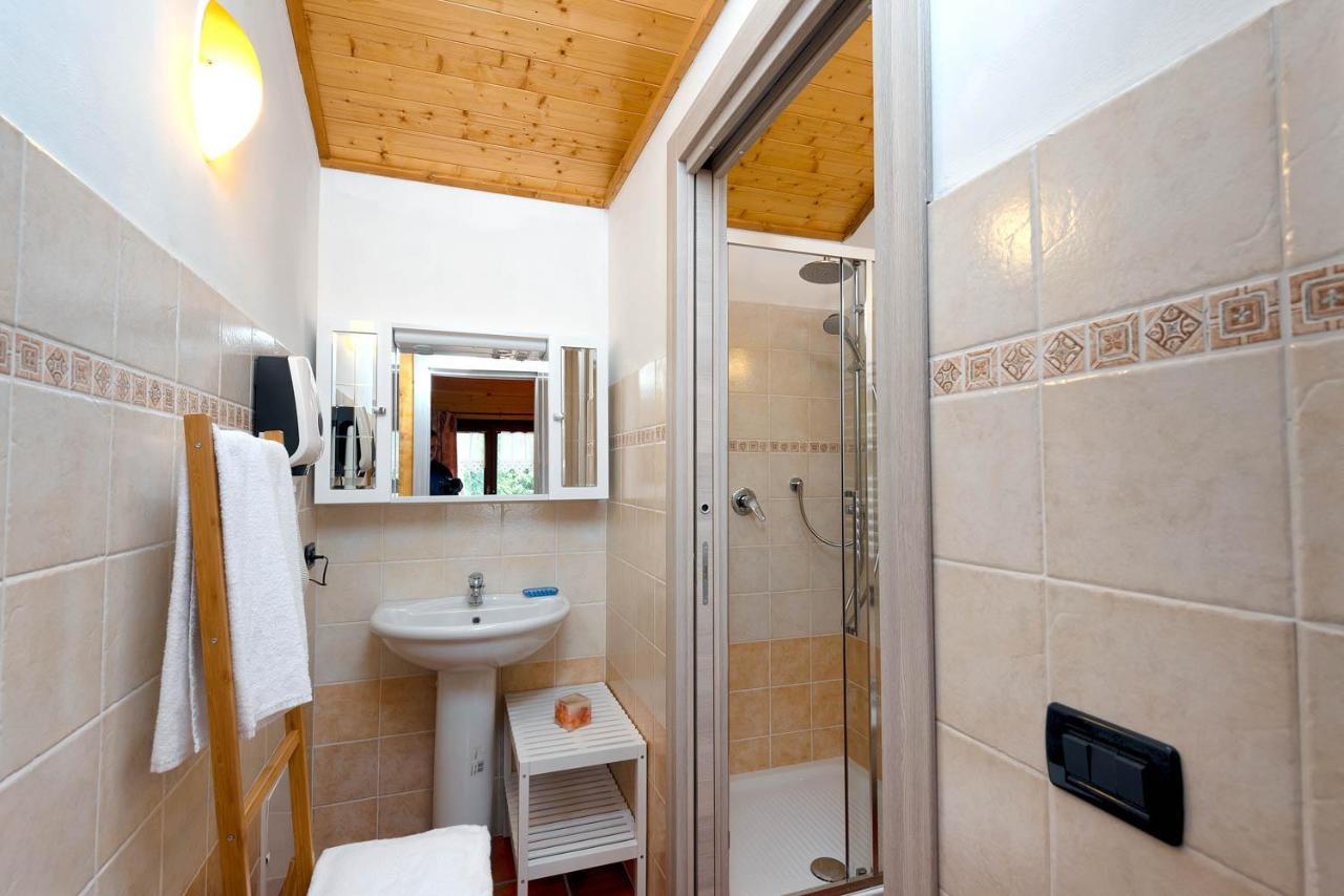 Margherita Camping & Resort Gressoney-Saint-Jean Esterno foto